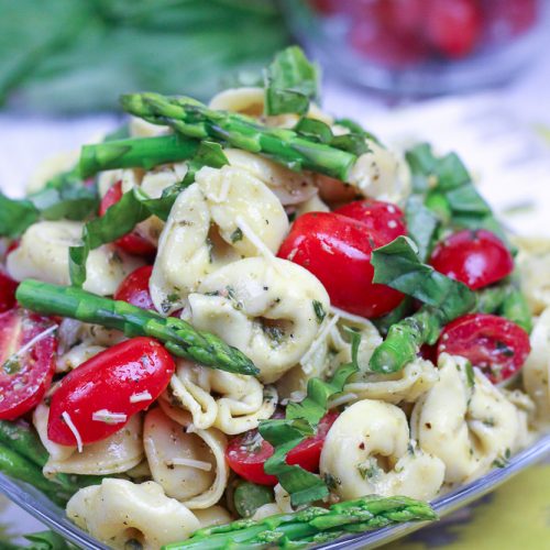 Easy Pesto Tortellini Salad with Asparagus- only 5 Ingredients!