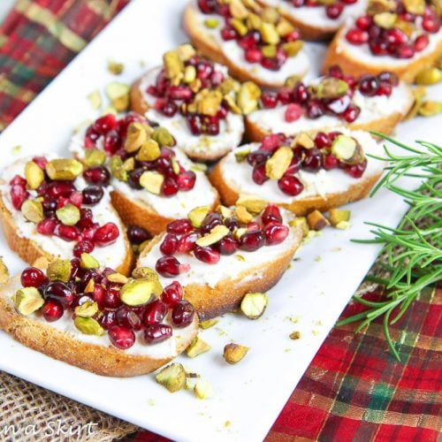 Pomegranate Crostini- Easy Pomegranate Appetizer « Running in a Skirt