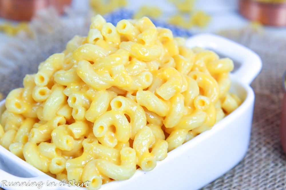 Greek Mac and Cheese (Baked + Healthy + Easy} –