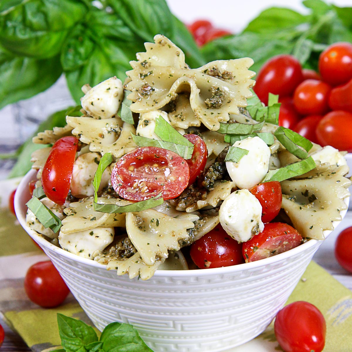 Vegan Avocado Caprese Pasta Salad, Recipe