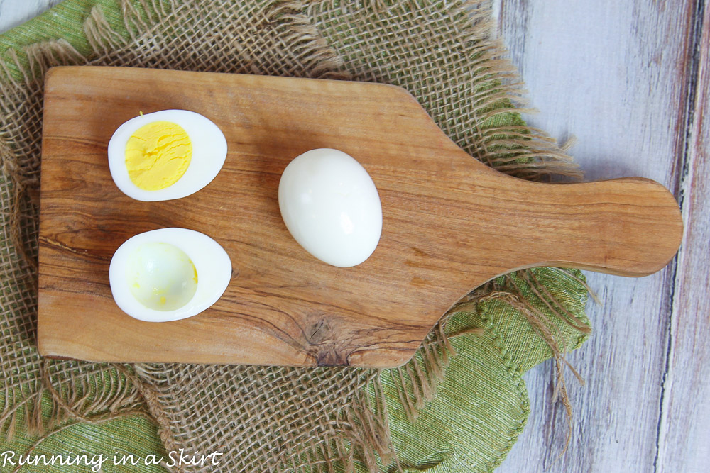 Christmas Deviled Eggs Recipe • MidgetMomma