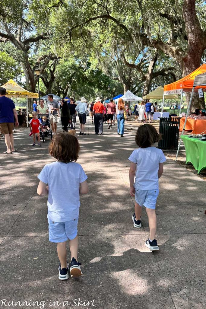 Things to Do in Savannah GA with kids - Forsyth Park Farmer's Market