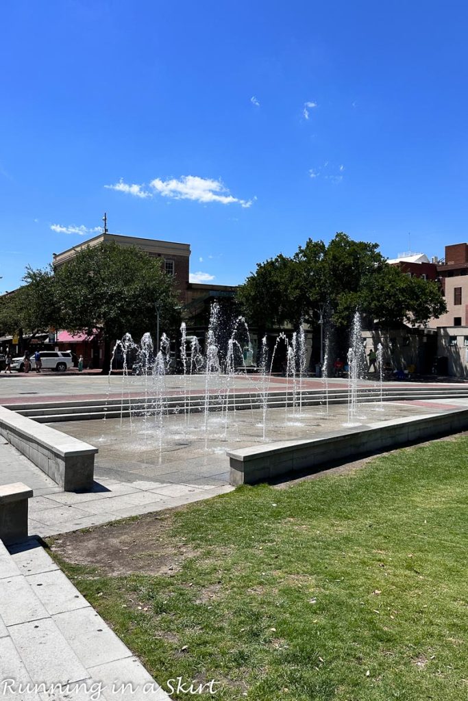 Things to Do in Savannah GA with kids - Ellis Square Splash Pad