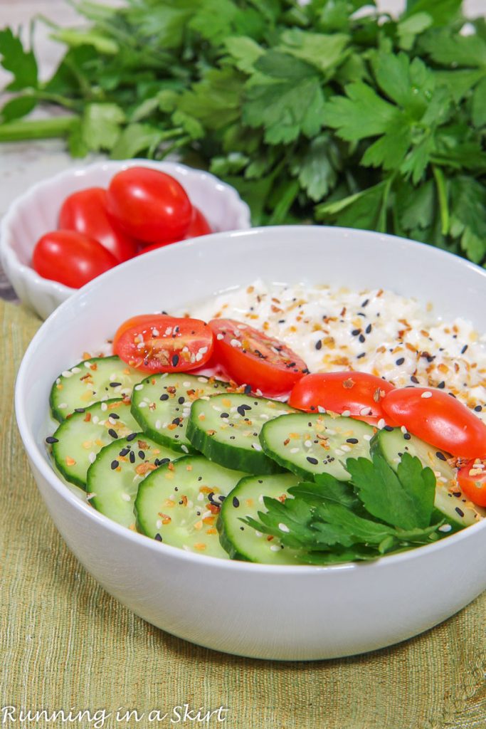 How to put together a Cottage Cheese Breakfast Bowls.