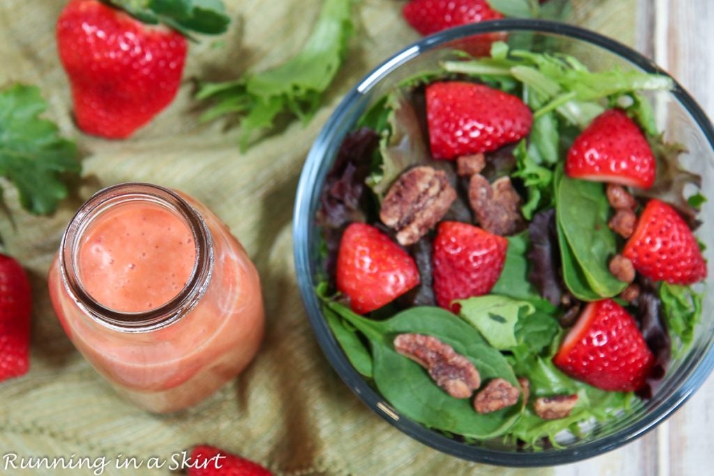 Strawberry Vinaigrette Dressing in a bowl.